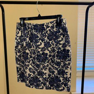 Women’s Ann Taylor Short Skirt Size 2P